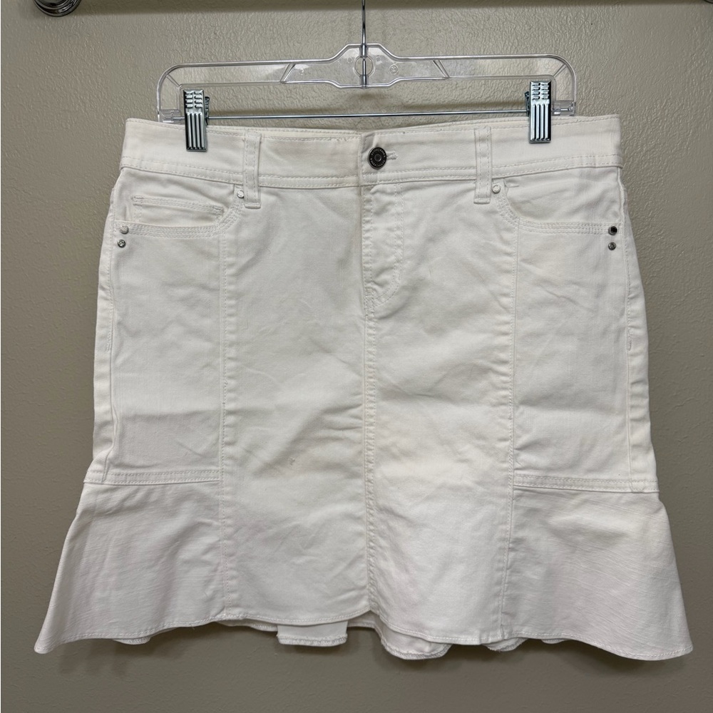 White House Black Market Cream Mini Skirt